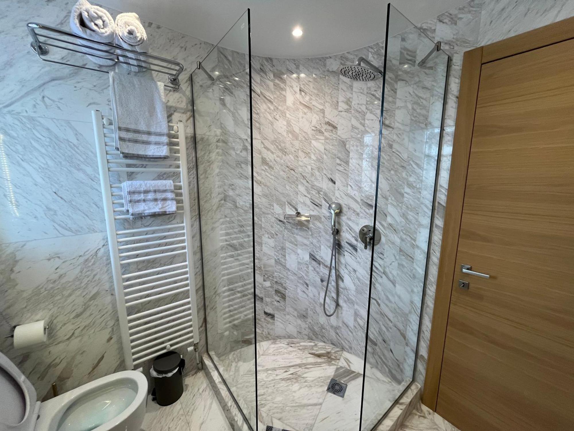 Casa Bianca Apartment Kavála ภายนอก รูปภาพ